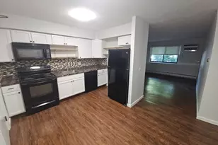 15 Davis Rd, Acton, MA 01720 - Photo 3