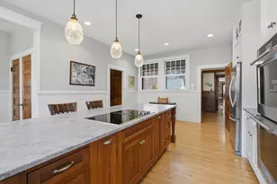 372 Main St, Amesbury, MA 01913 - Photo 7