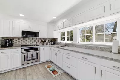 6 Birch St, Wareham, MA 02571 - Photo 5