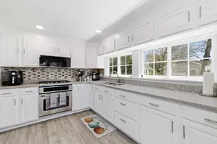 6 Birch St, Wareham, MA 02571 - Photo 5