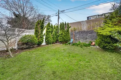 760-762 E 5th St #1, Boston, MA 02127 - Photo 29
