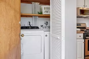 760-762 E 5th St, Boston, MA 02127 - Photo 7