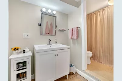 760-762 E 5th St #1, Boston, MA 02127 - Photo 19