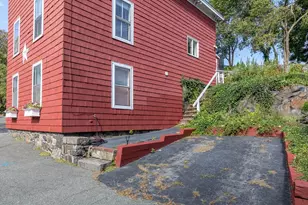 53 Sewall St, Marblehead, MA 01945 - Photo 25