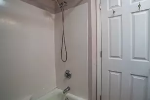 394 Essex St, Salem, MA 01970 - Photo 21