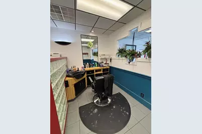 670 E Broadway, Boston, MA 02127 - Photo 3