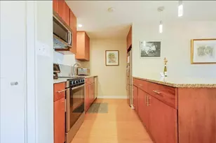 16 Miner St, Boston, MA 02215 - Photo 5