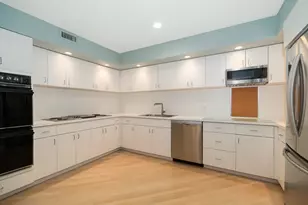 183 Commonwealth Ave, Boston, MA 02116 - Photo 9