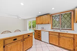 276 Woodland Dr, Hanover, MA 02339 - Photo 7
