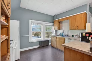 6 Hampshire St, Everett, MA 02149 - Photo 35