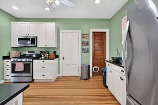 6 Hampshire St, Everett, MA 02149 - Photo 19