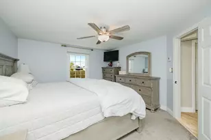 111 Foxboro Ave, Portsmouth, RI 02871 - Photo 21