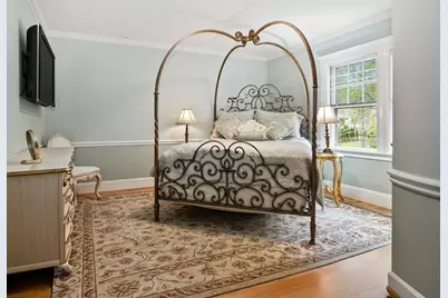 24 Radcliff Rd, Newton, MA 02468 - Photo 23