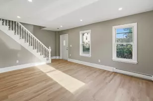 22 Demers St, Grafton, MA 01519 - Photo 9
