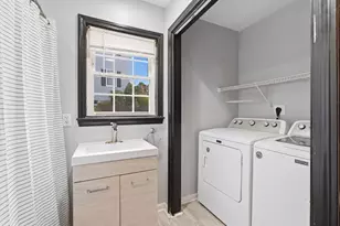 240 Horizon Wy, Fall River, MA 02720 - Photo 31