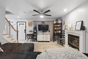 240 Horizon Wy, Fall River, MA 02720 - Photo 3