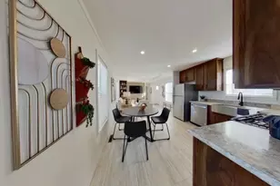 165 Newbury, Peabody, MA 01960 - Photo 5