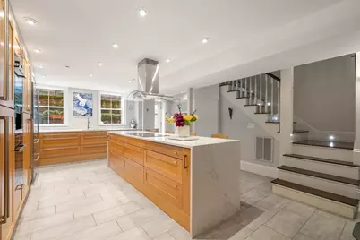 11 Lawnwood Place, Boston, MA 02129 - Photo 9