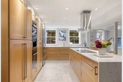 11 Lawnwood Place, Boston, MA 02129 - Photo 7