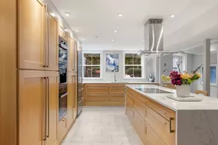 11 Lawnwood Pl, Boston, MA 02129 - Photo 7