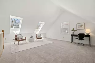 25 Pond Ln, Burlington, MA 01803 - Photo 25