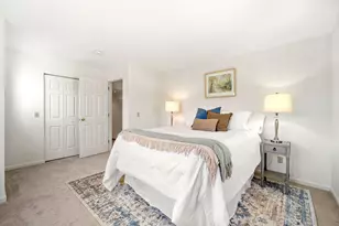 25 Pond Ln, Burlington, MA 01803 - Photo 23