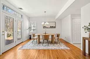 25 Pond Ln, Burlington, MA 01803 - Photo 7