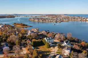 77 Salisbury St, Hull, MA 02045 - Photo 1