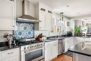 77 Salisbury St, Hull, MA 02045 - Photo 5