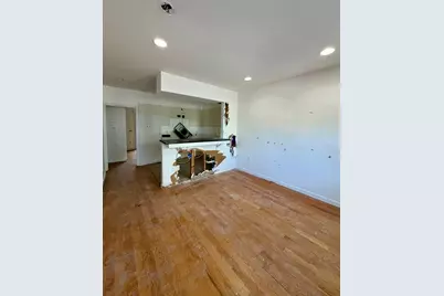 8 Leeds St, Boston, MA 02127 - Photo 3