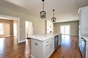 532 Old Warren Rd, Swansea, MA 02777 - Photo 13