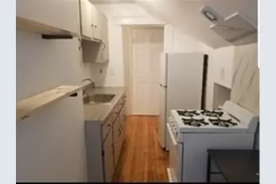 1060 Pleasant Street #3, Worcester, MA 01602 - Photo 5
