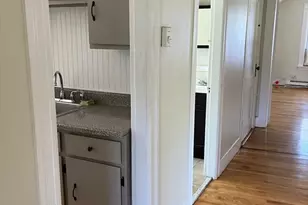 1060 Pleasant St, Worcester, MA 01602 - Photo 9