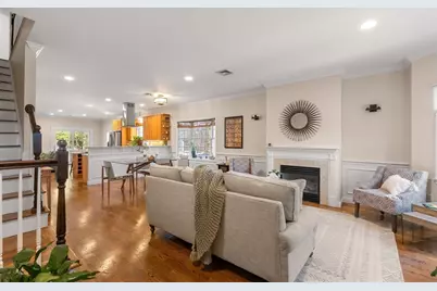 73 Oak Ave #1, Newton, MA 02465 - Photo 7