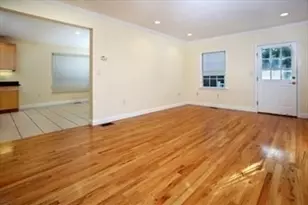 27 Sullivan Ave, Newton, MA 02464 - Photo 5