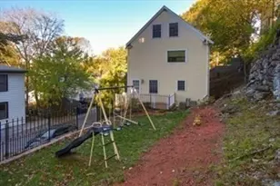 27 Sullivan Ave, Newton, MA 02464 - Photo 5