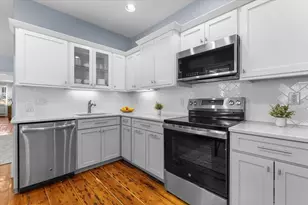 33 Mystic St, Boston, MA 02129 - Photo 11