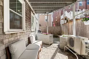 33 Mystic St, Boston, MA 02129 - Photo 27