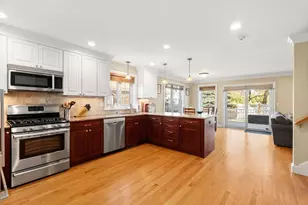 18 Hovey St, Newton, MA 02458 - Photo 5