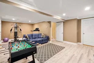 18 Hovey St, Newton, MA 02458 - Photo 31