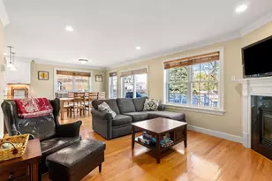 18 Hovey St, Newton, MA 02458 - Photo 11
