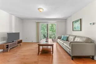 8 Post Oak Ln, Natick, MA 01760 - Photo 1