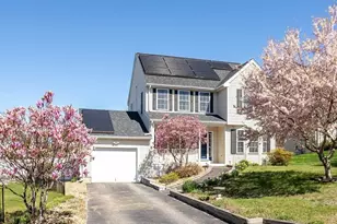 14 Wood Ln, Lawrence, MA 01843 - Photo 3