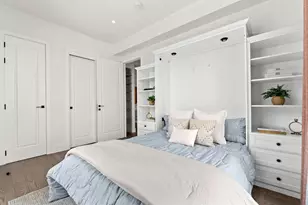 8 Leverett St, Brookline, MA 02445 - Photo 23