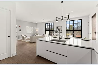 8 Leverett St #4, Brookline, MA 02445 - Photo 9