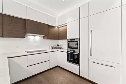 8 Leverett St #4, Brookline, MA 02445 - Photo 7