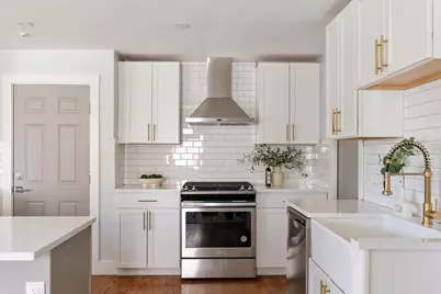 31 Harrison St #B, Boston, MA 02131 - Photo 7