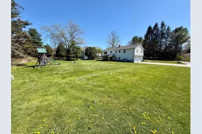 76 Airport Rd, Dudley, MA 01571 - Photo 9