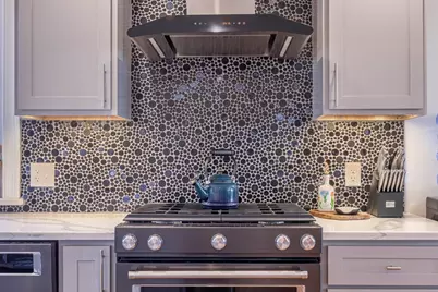 26 Shirley St #B, Winthrop, MA 02152 - Photo 11