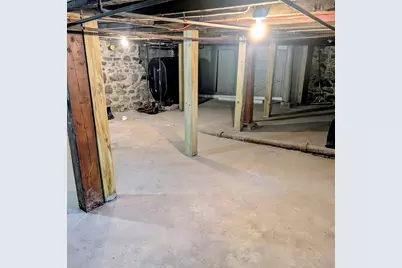 15 Bunkerhill St, Lawrence, MA 01841 - Photo 33